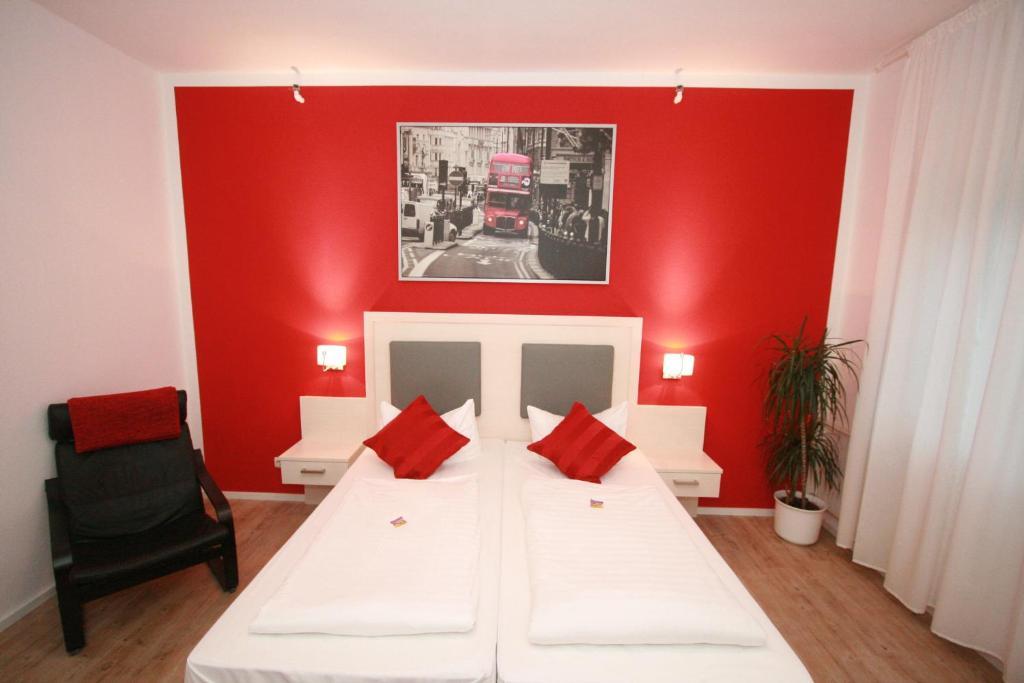 Hotel Roemer Butzbach Oda fotoğraf